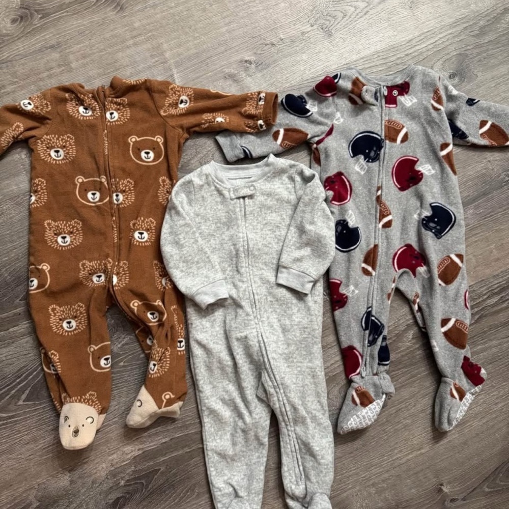 9 month fleece sleeper lot